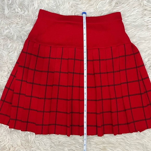 St. John Red And Black Plaid Pleated Catholic School‎ Girl Skirt Size 6 - Picture 3 of 6